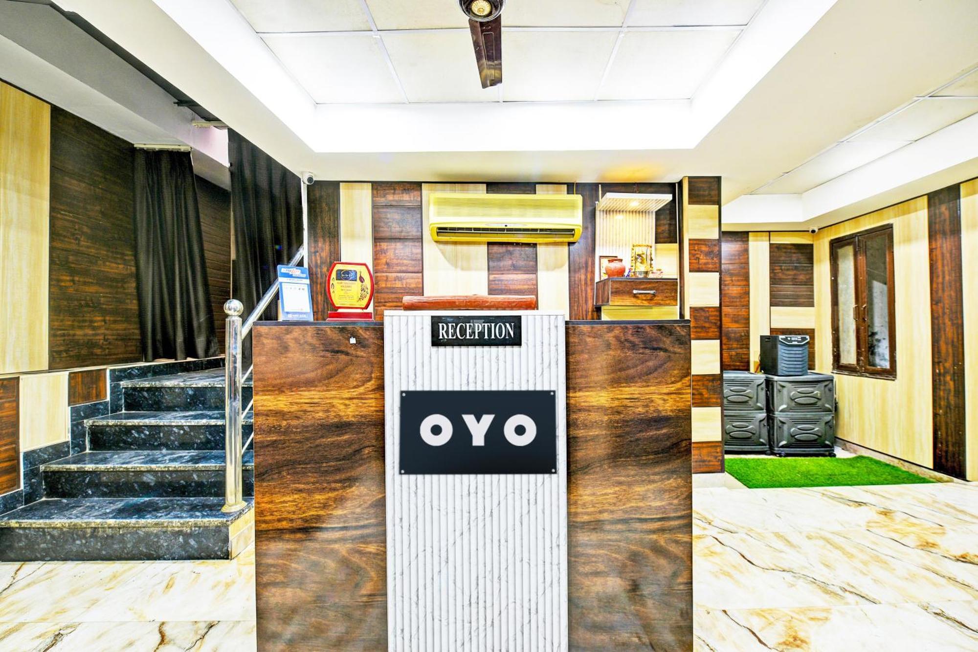 Hotel O Lavish Фаридабад Экстерьер фото